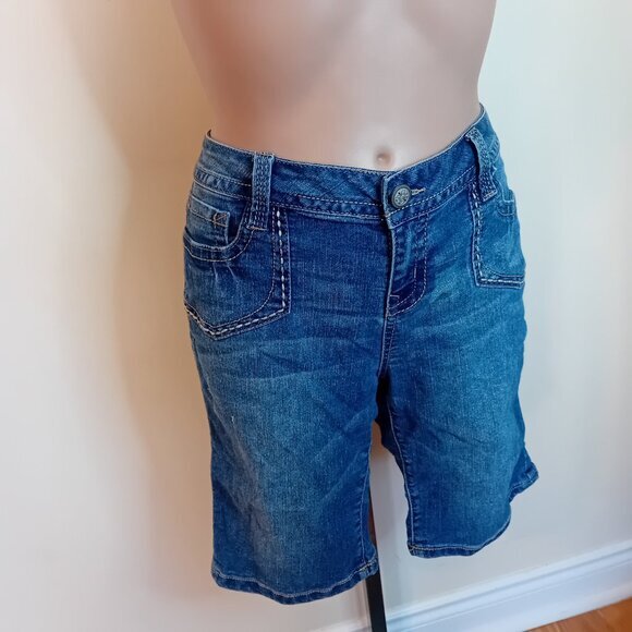 Teens Juniors No Boundaries‎ Denim Bermuda Shorts Embellished Pockets Casual 13 - Picture 3 of 16